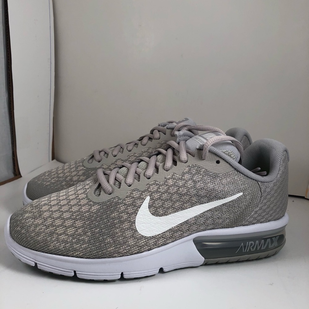 Wmns Nike air max sequent 2